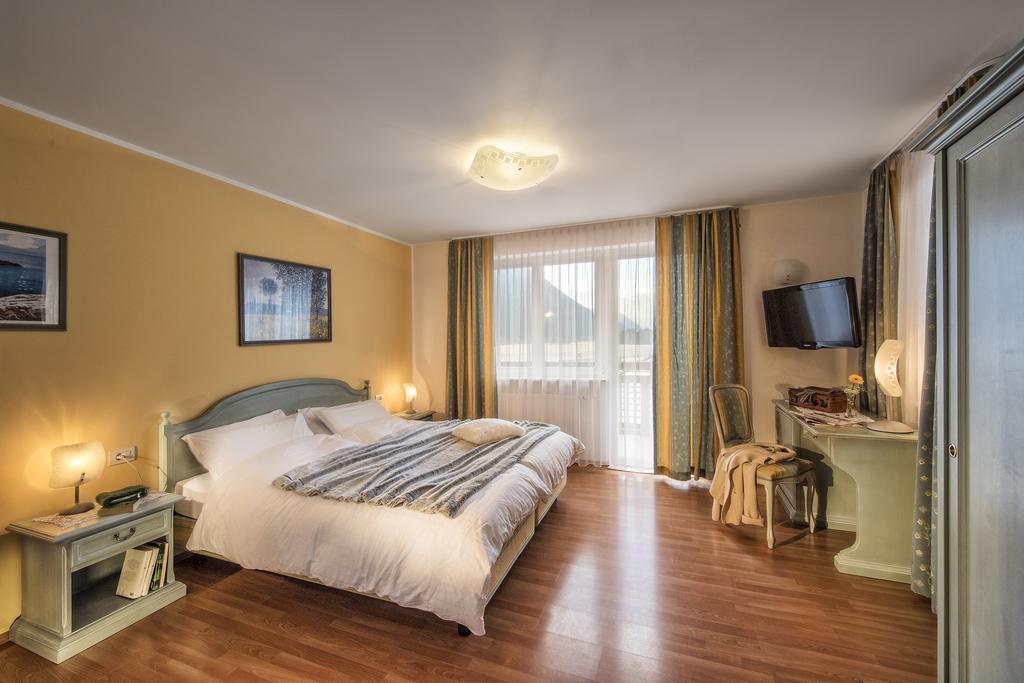 Hotel Bad Salomonsbrunn Anterselva di Mezzo Εξωτερικό φωτογραφία