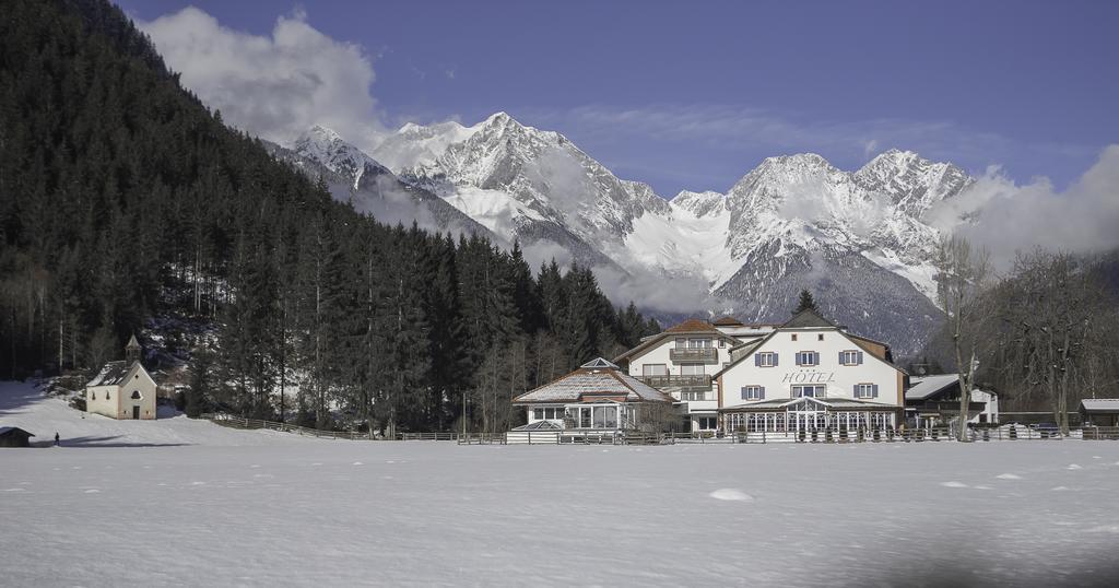 Hotel Bad Salomonsbrunn Anterselva di Mezzo Εξωτερικό φωτογραφία